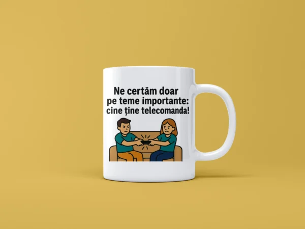 Cana personalizata alba cu mesaj Familia perfecta, cadou amuzant pentru iubitorii de cafea