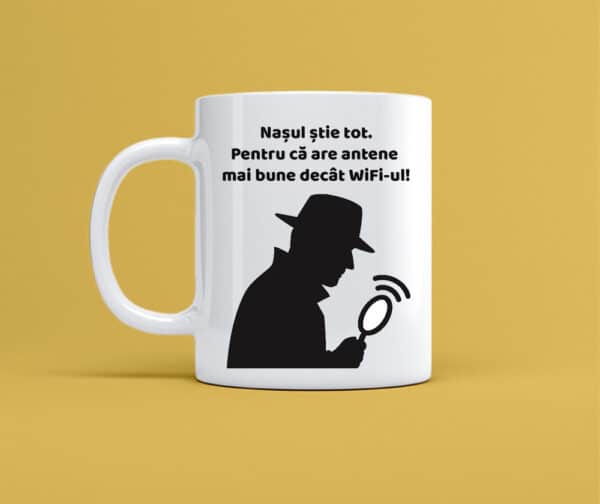 Cana personalizata alba cu mesaj nasul stie tot, cadou amuzant pentru iubitorii de cafea