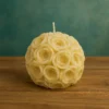 Lumânare Sferă cu trandafiri – Ceară de Soia lumânare sferă cu trandafiri - ceara de soia